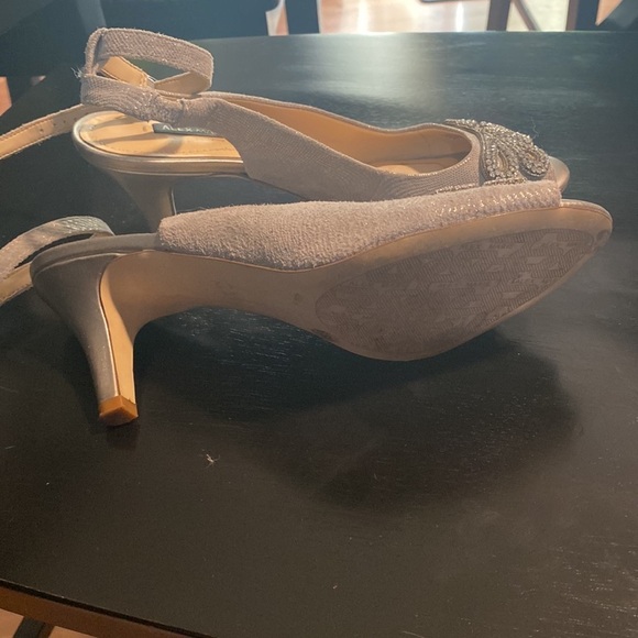 Alex Marie silver heels - Picture 4 of 4